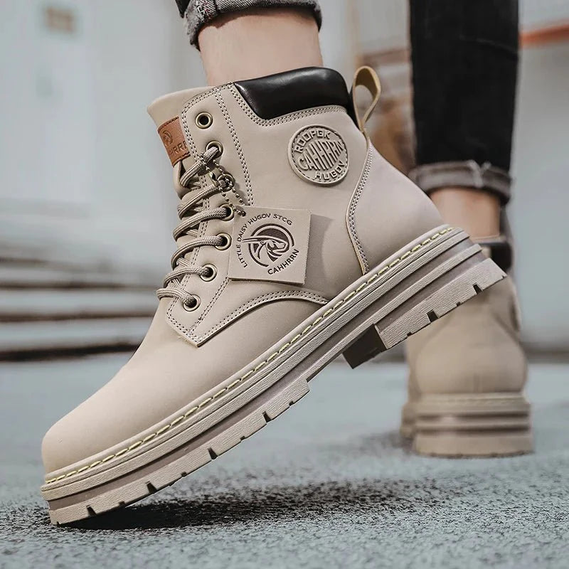 Bota Coturno Masculina - Durabilidade e Estilo