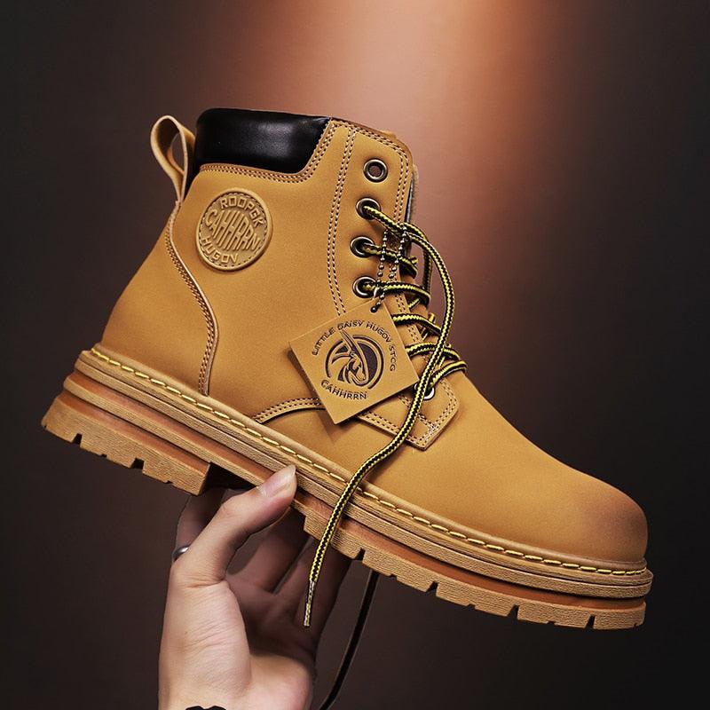 Bota Coturno Masculina - Durabilidade e Estilo